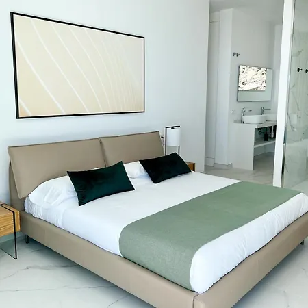 Crystal I Luxury *