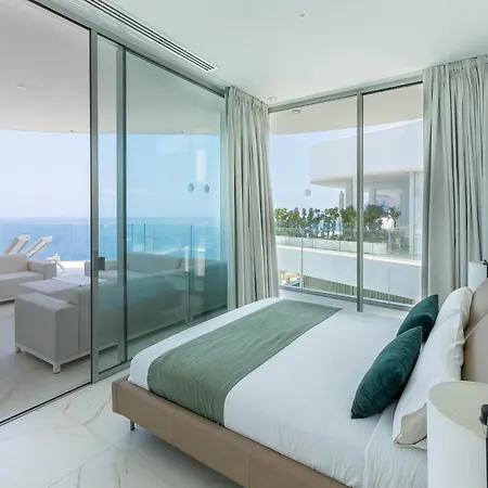 Crystal I Luxury *